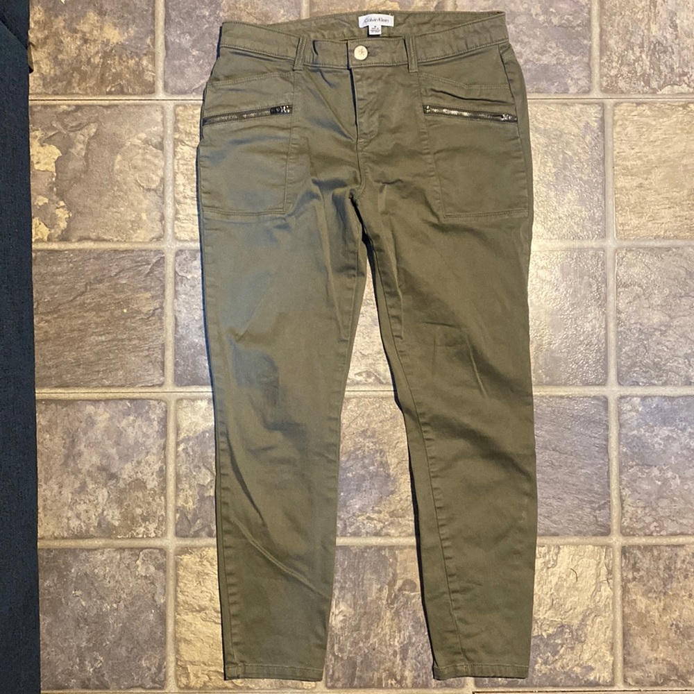 Calvin Klein pants, size 6